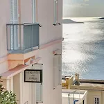 Veranda Syros House Tatil Evi *