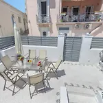 Дом отдыха Veranda Syros House Эрмуполис